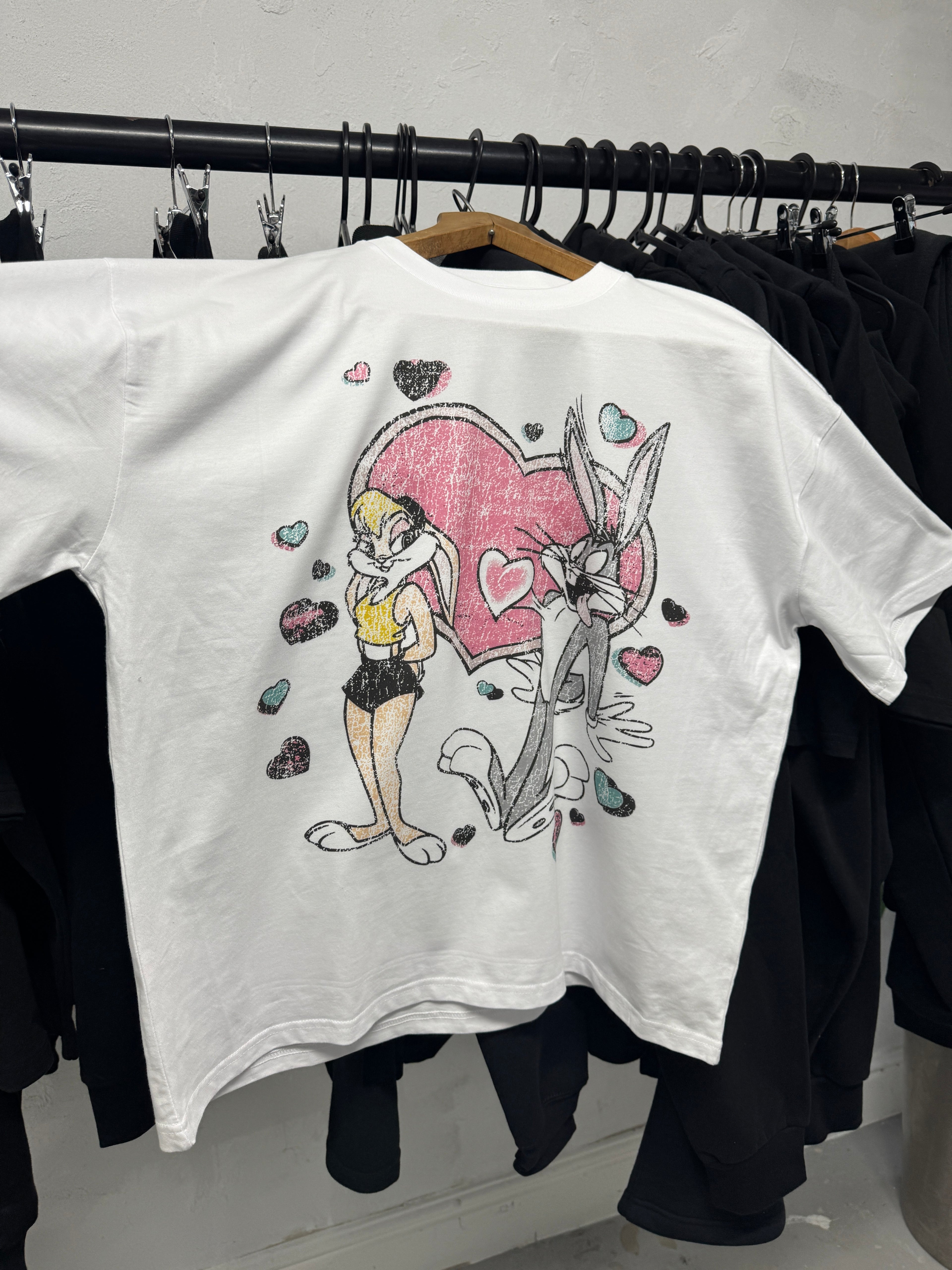 2000's bugs and lola bunny vintage white tee